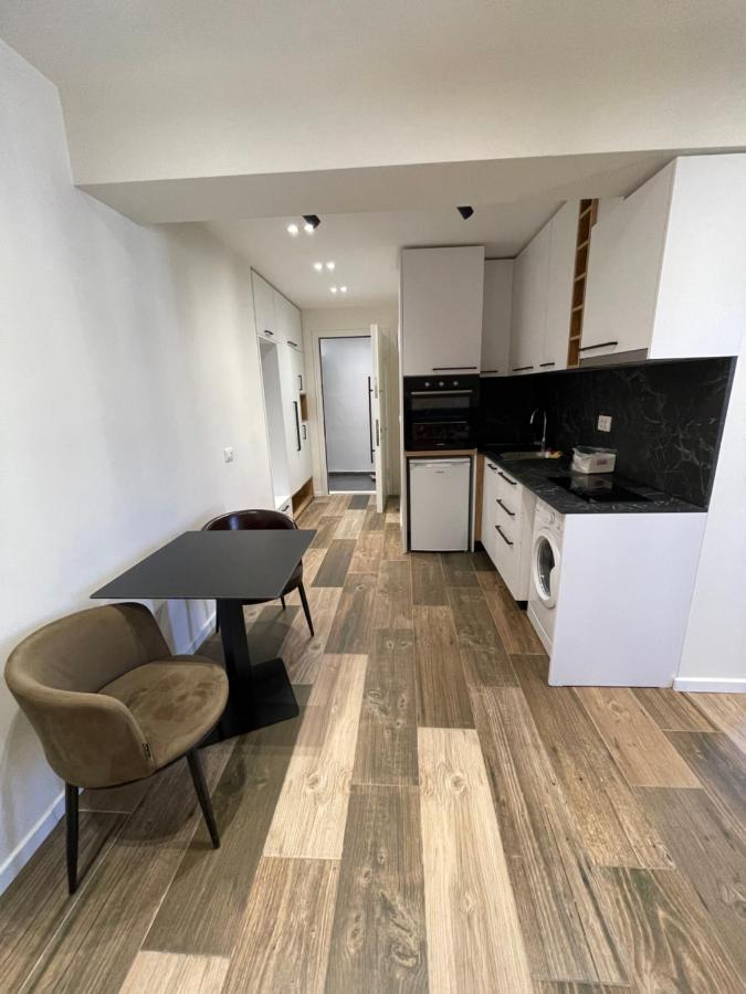 Boutique Central Studio Apartments Tirana Eksteriør billede