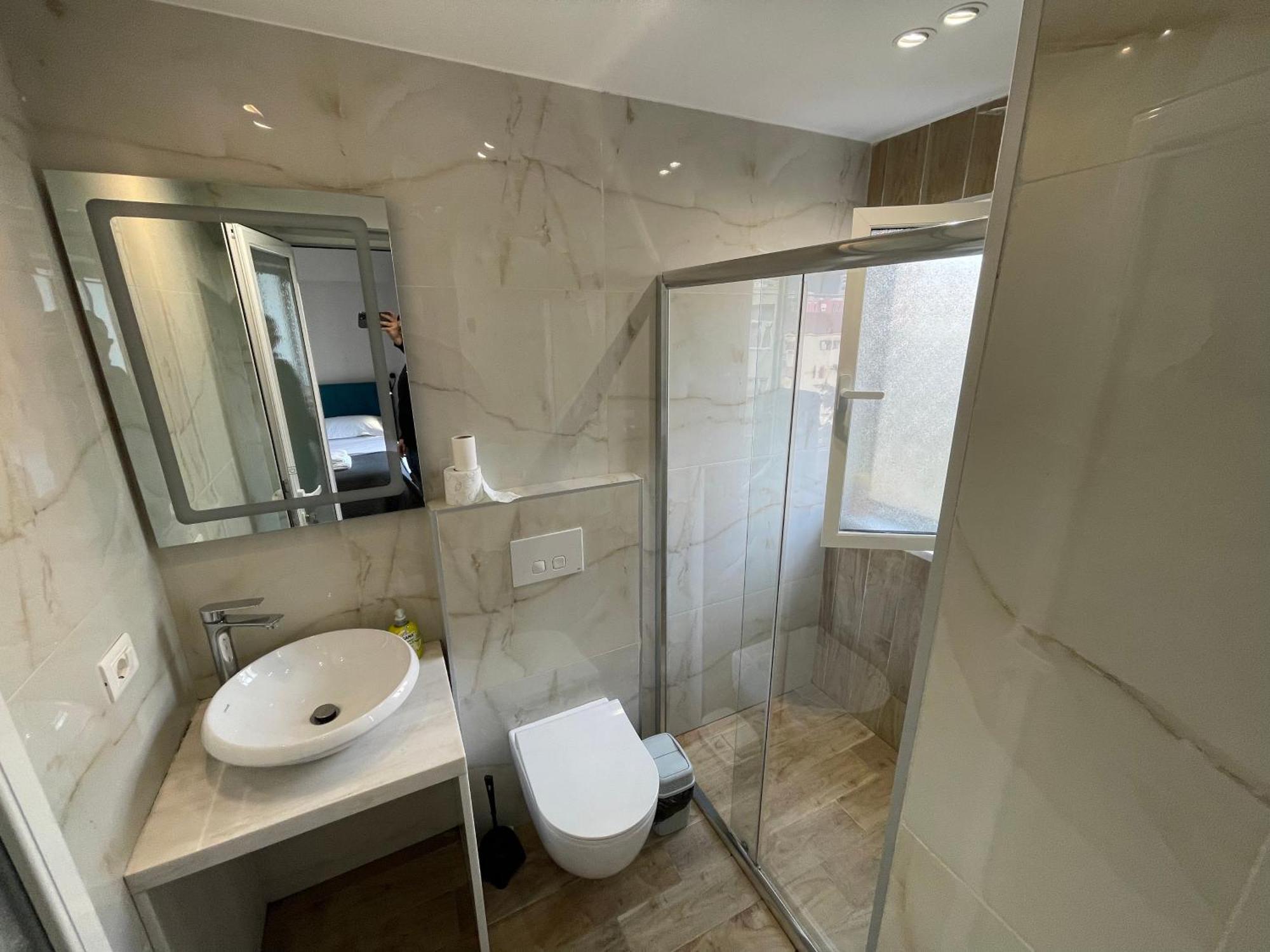 Boutique Central Studio Apartments Tirana Eksteriør billede