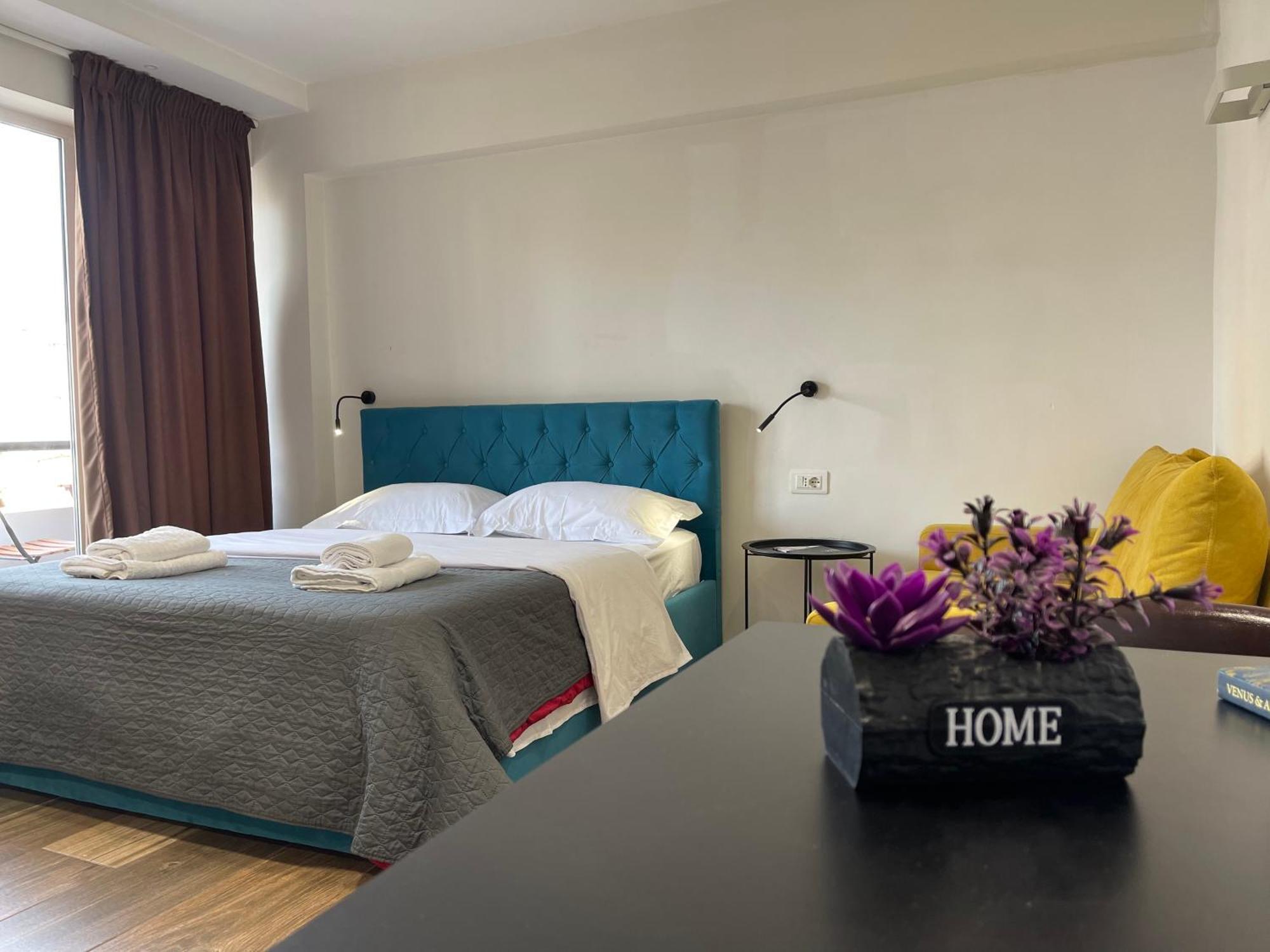 Boutique Central Studio Apartments Tirana Eksteriør billede