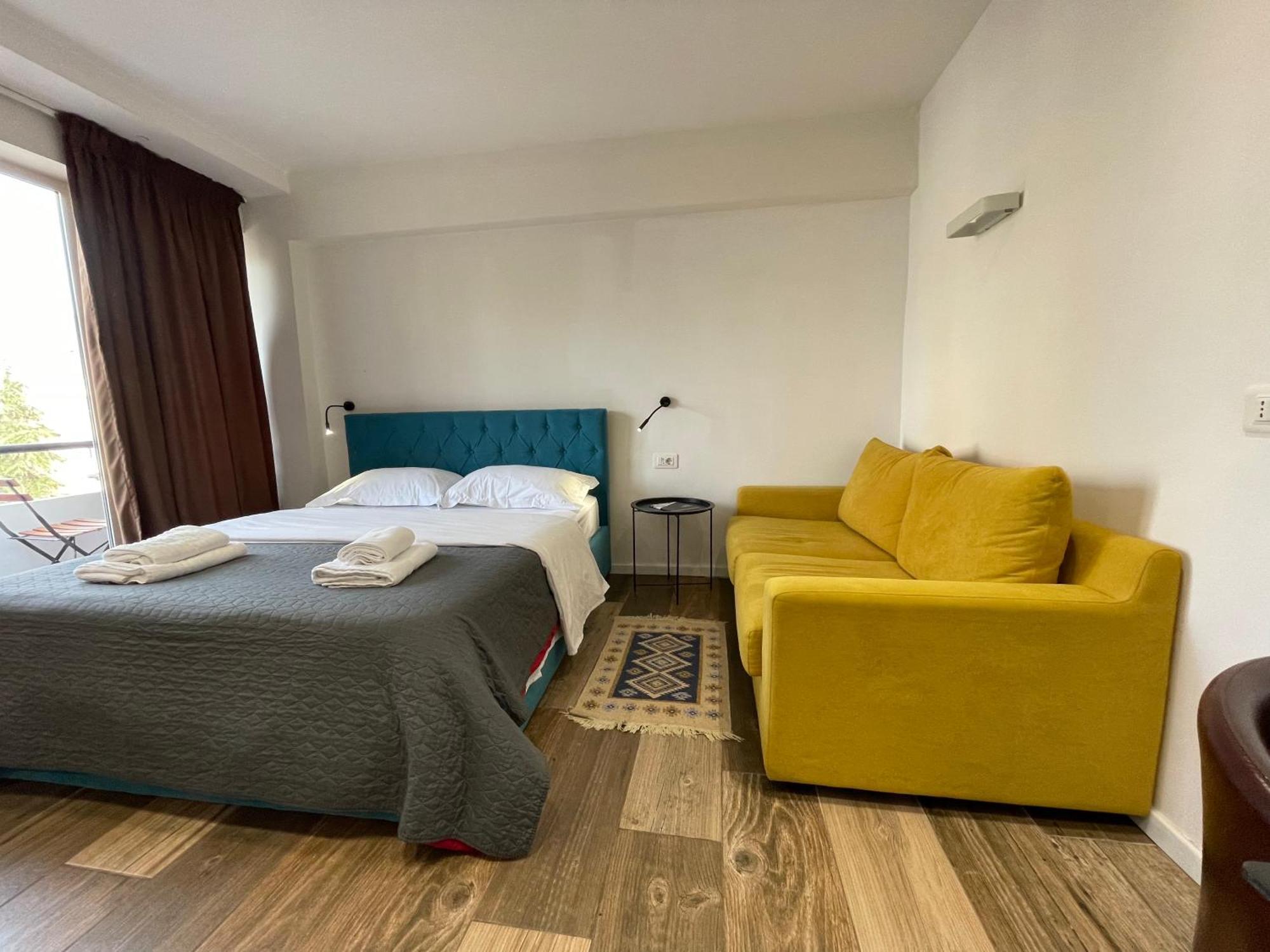 Boutique Central Studio Apartments Tirana Eksteriør billede