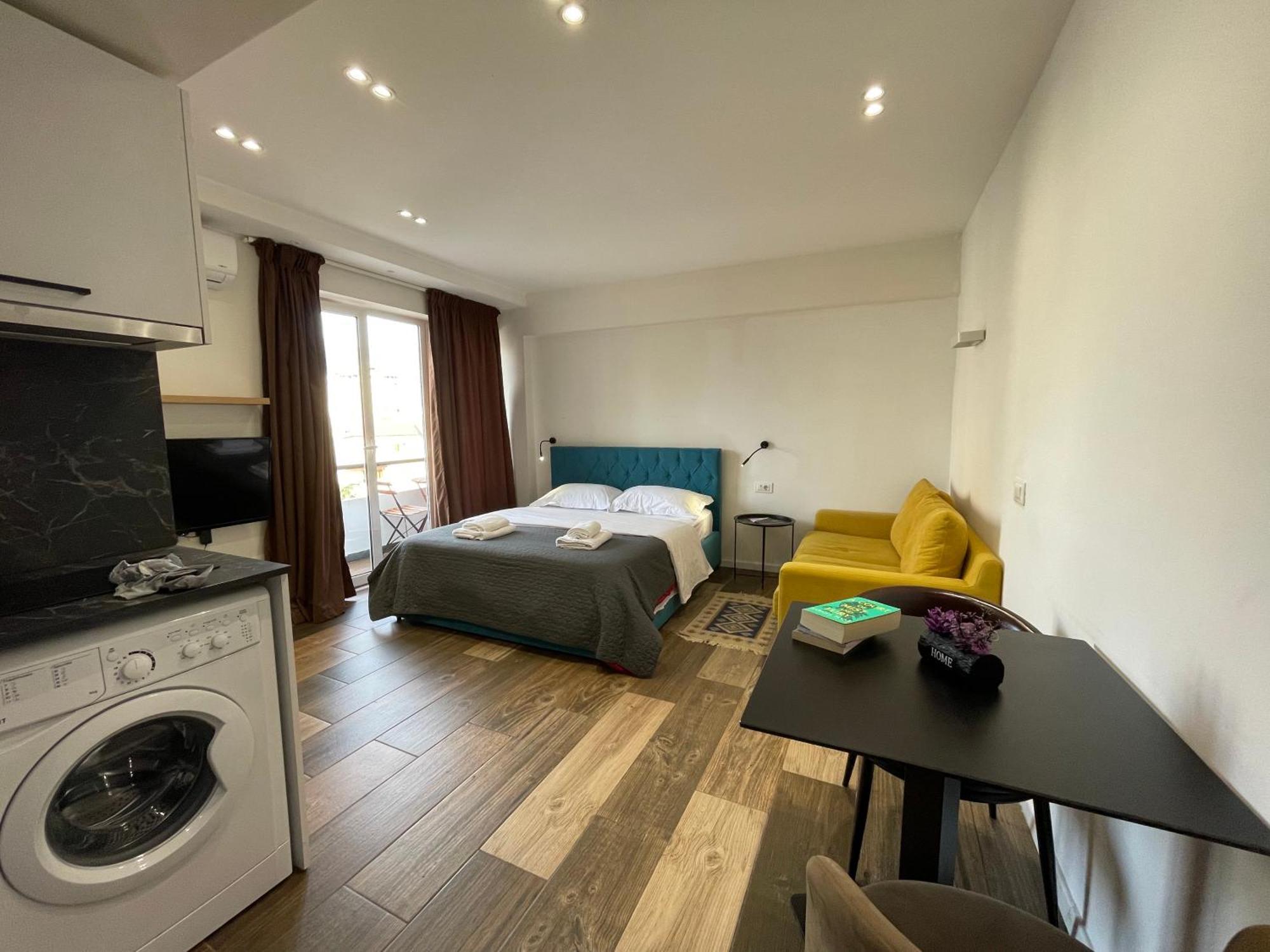Boutique Central Studio Apartments Tirana Eksteriør billede