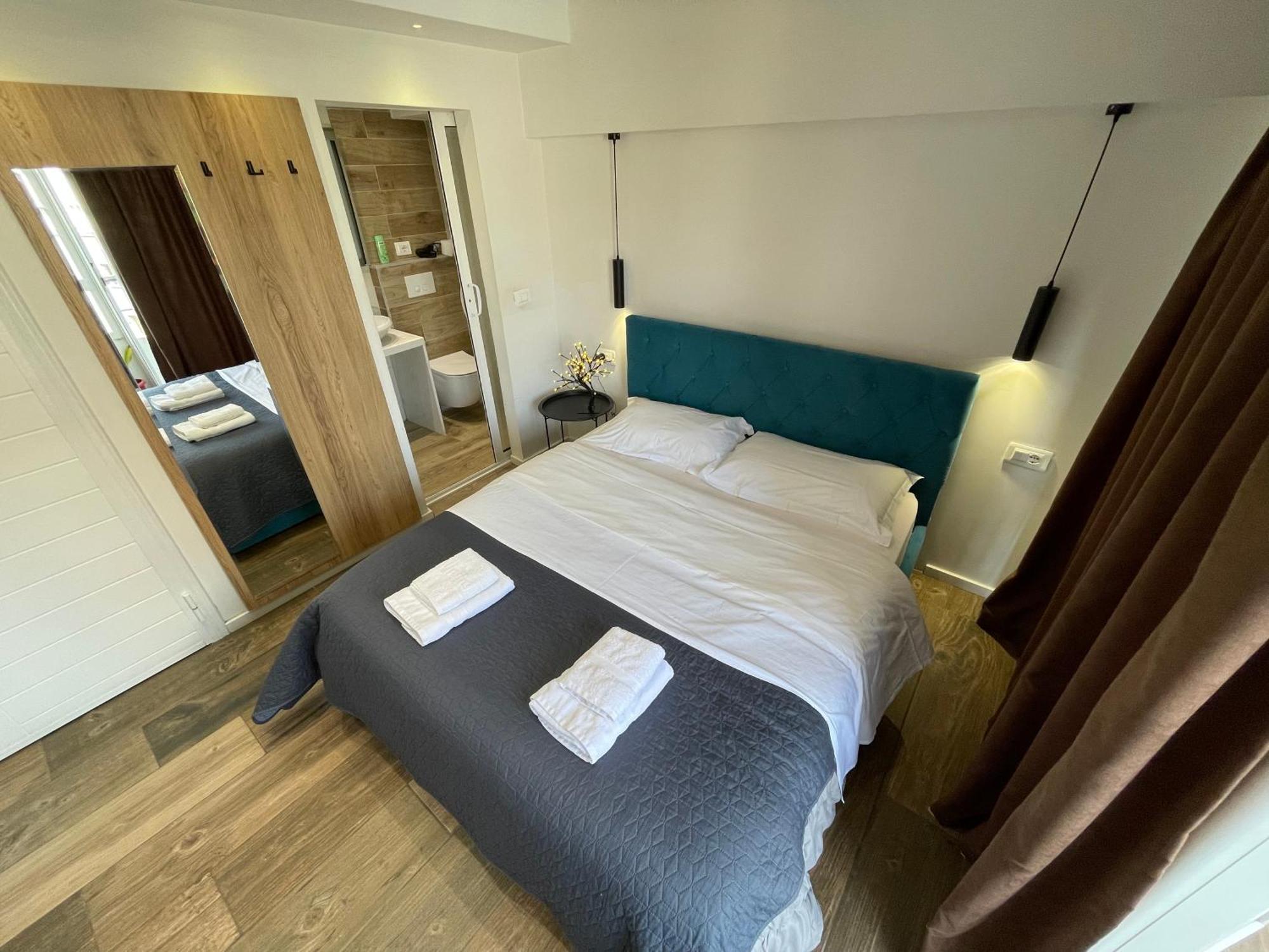 Boutique Central Studio Apartments Tirana Eksteriør billede
