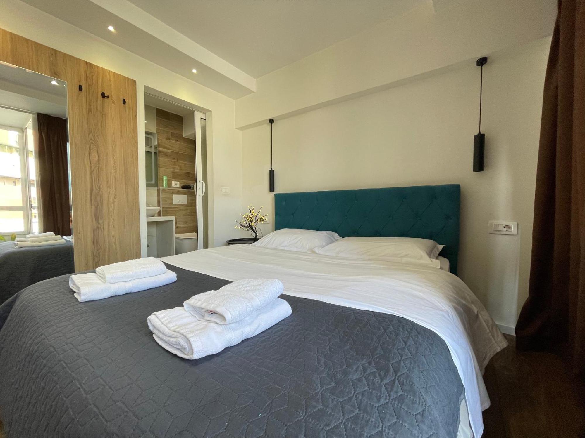 Boutique Central Studio Apartments Tirana Eksteriør billede